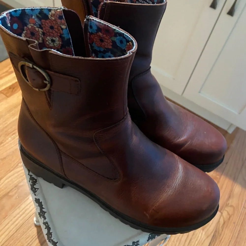 Alegria Womens Shera Mid Calf Leather Boot - Chestnut   worn once - Picture 3 of 6